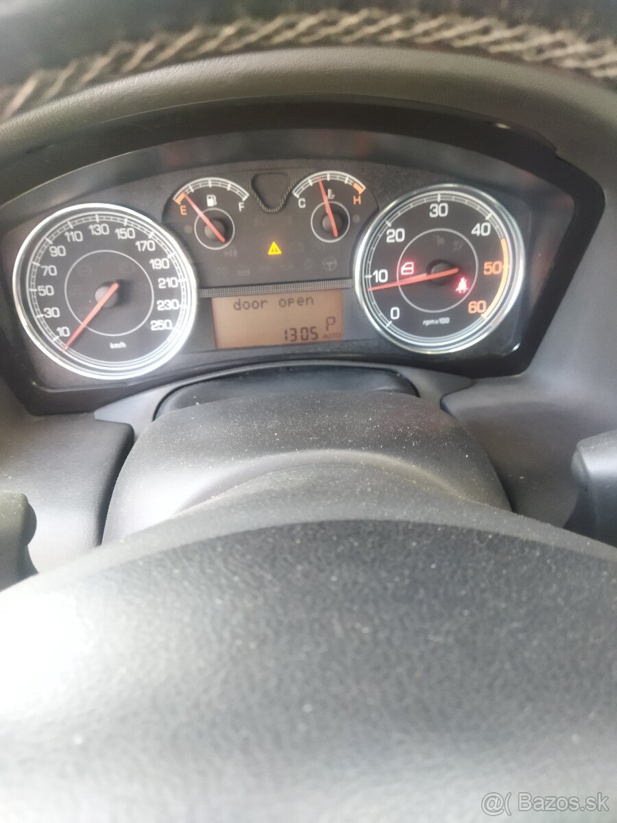Predam Fiat croma 1,9 jtd