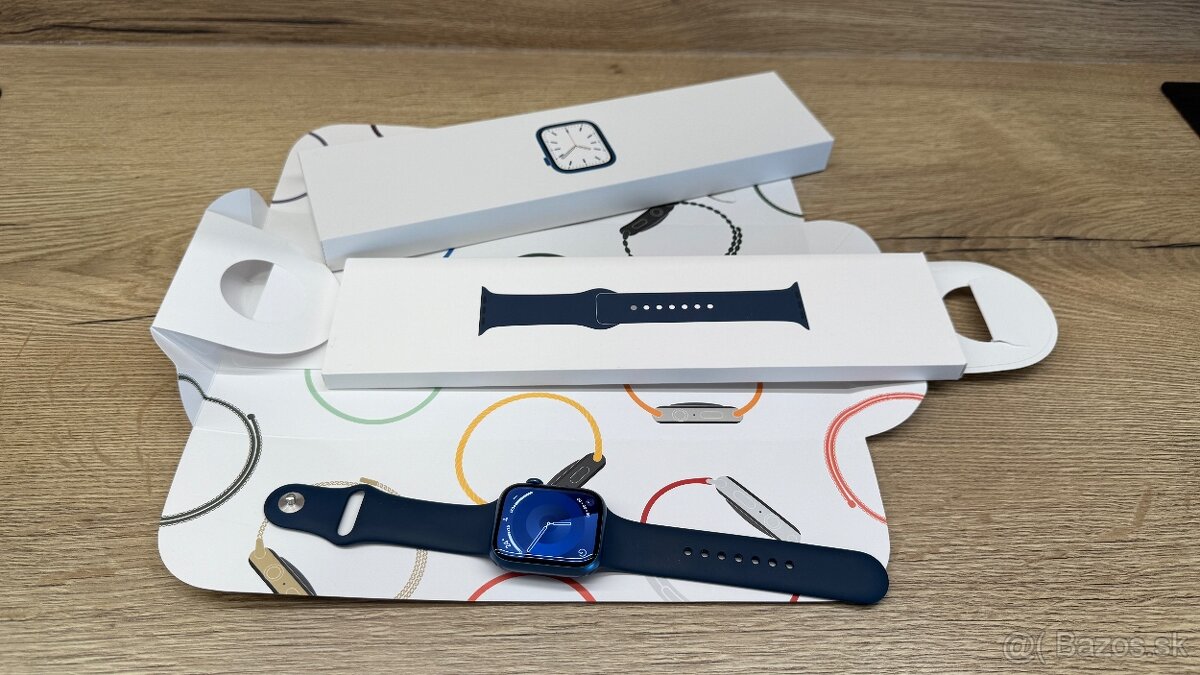 APPLE Watch Series 7 GPS 45mm Blue Abyss Blue Sport