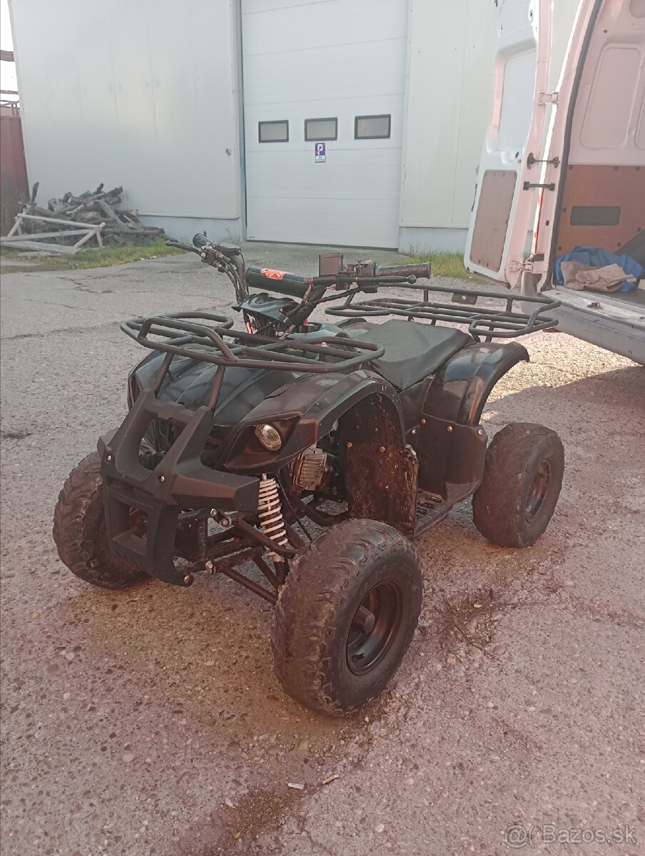 Štvorkolka ATV 125cm benzín automat