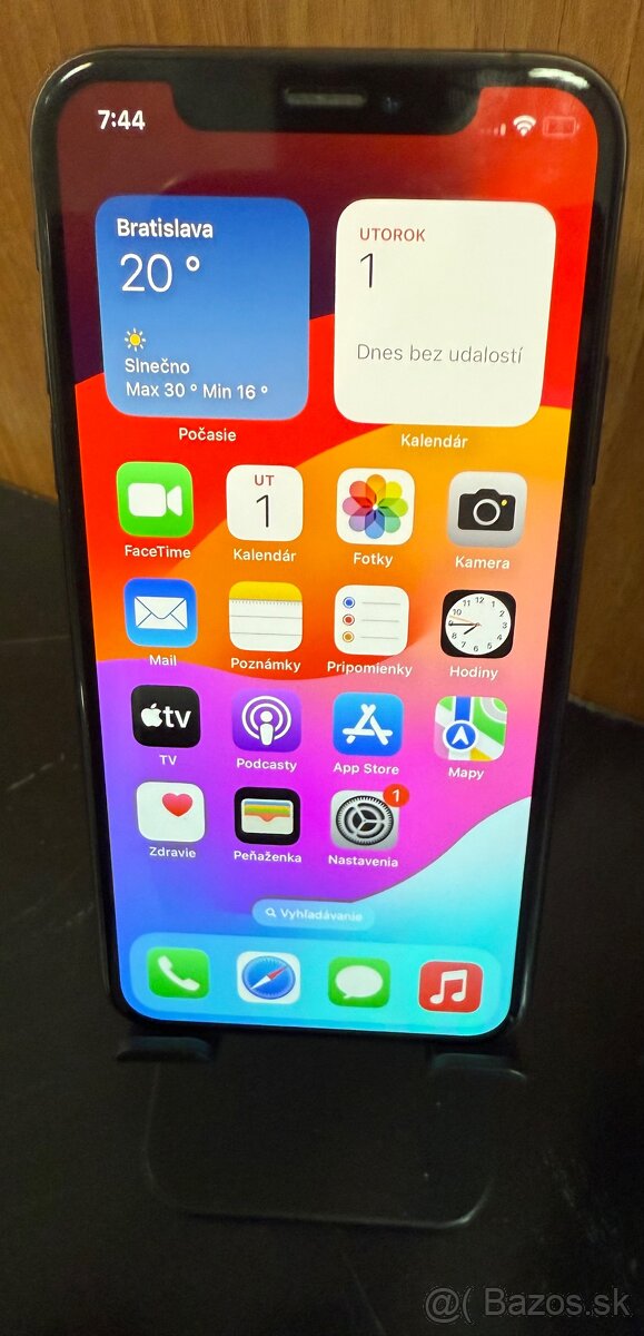iPhone XS 64GB Black  top stav