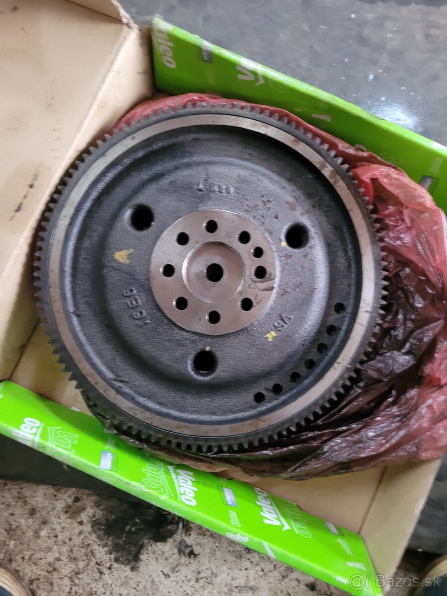 Ceed 1,6 Crdi 100kw Crdi zotrvačník