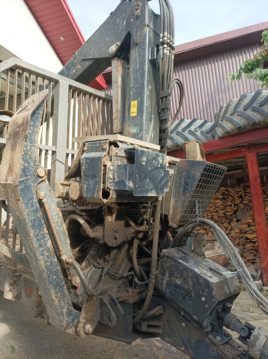 Valtra T 174 + palms 15 d