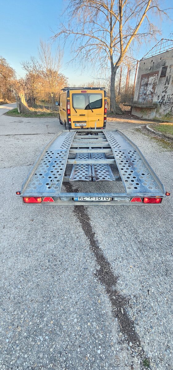 Prenájom autoprepravníka 2000kg
