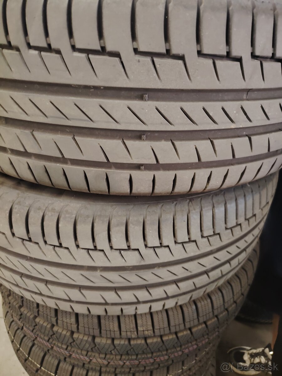 215/55 r18