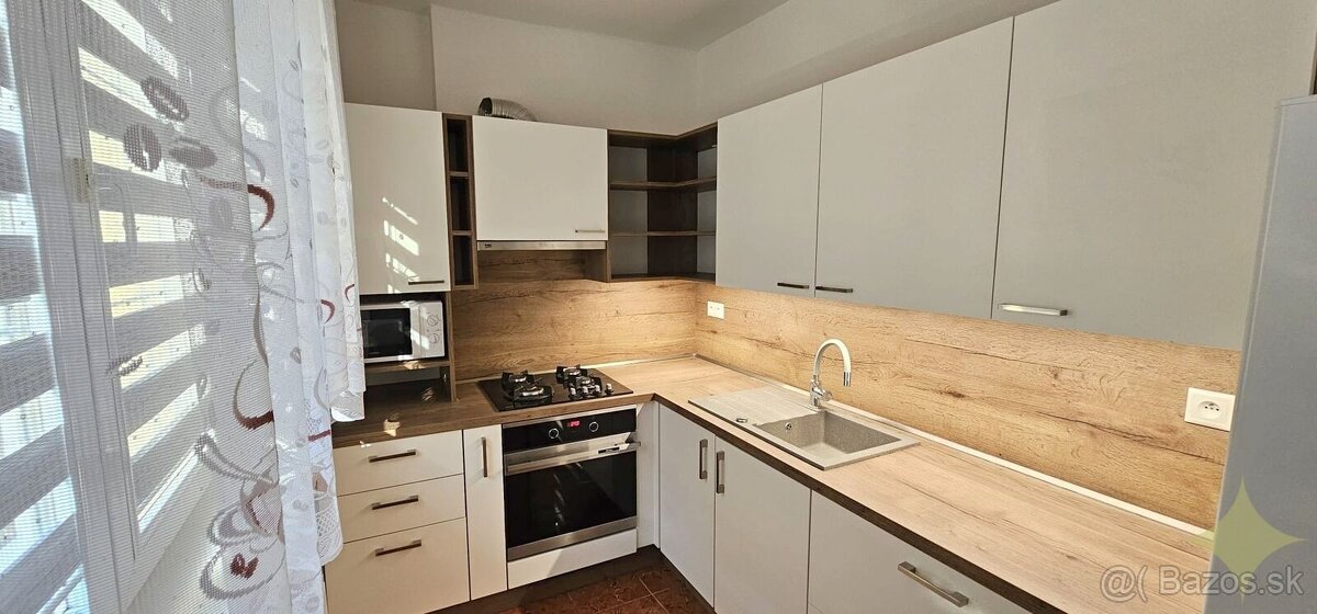 Premium Living ponúka na prenájom kompletne zariadený 2-izbo