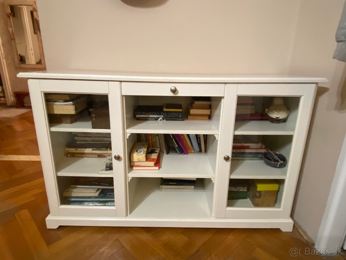 IKEA KOMODA LIATORP alebo Vitrína - zachovalá