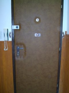 Čalúnenie dverí, koženka, čalúnicky materiál.