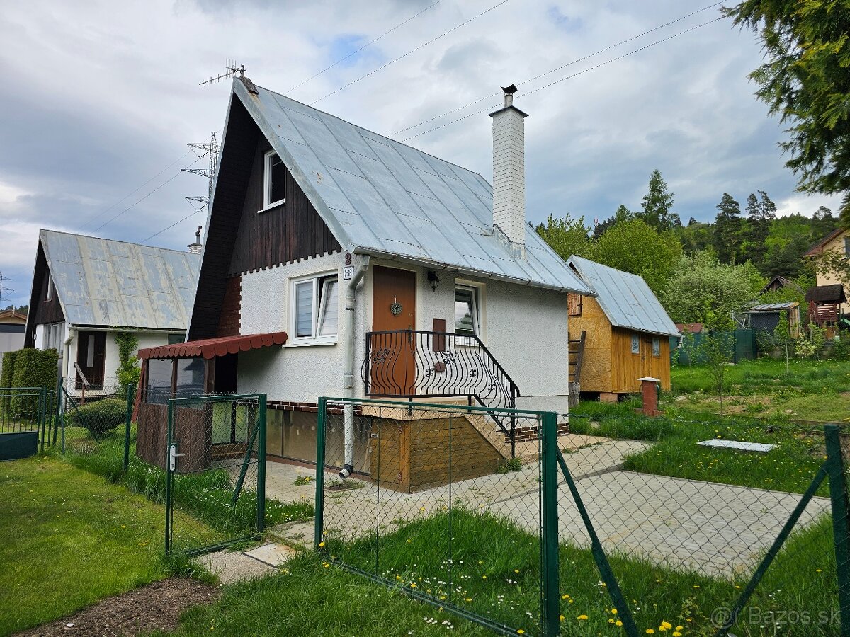 Zahradna murovana chata