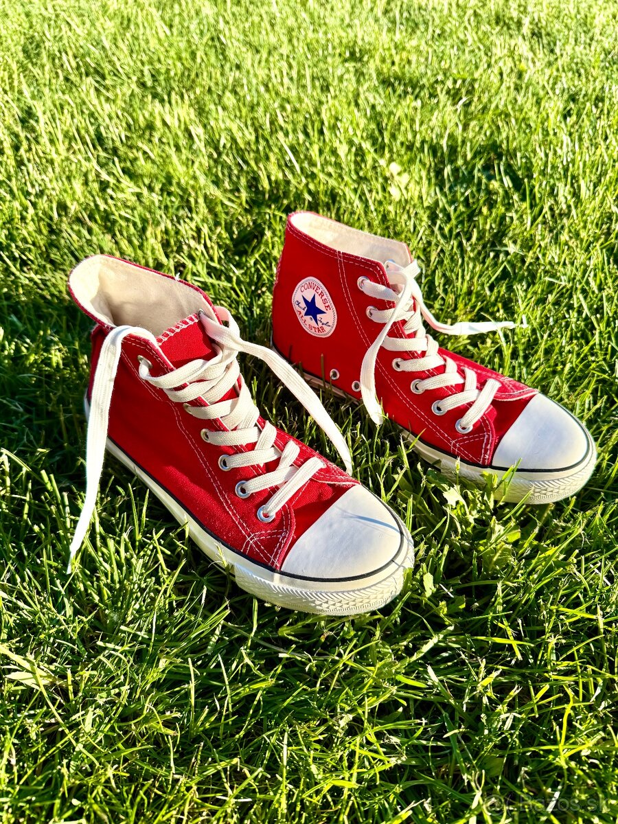 Converse červené veľkosť 38
