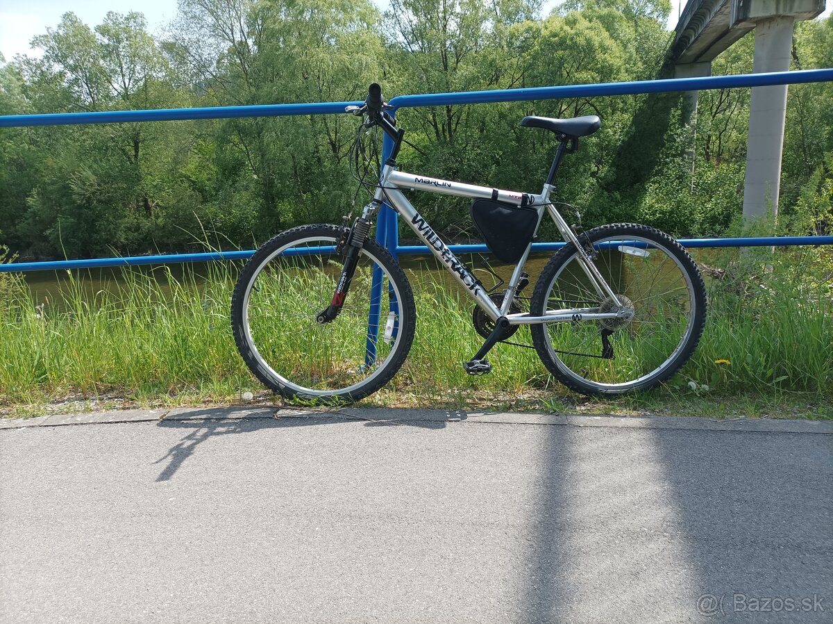 Predam odpruženy horsky bicykel trek