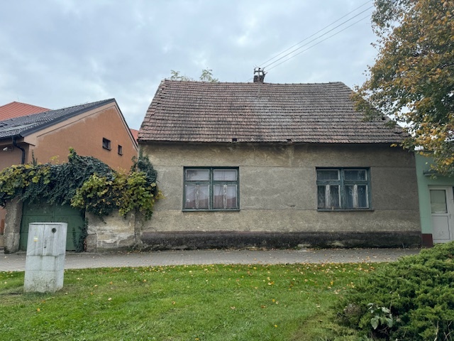 SEREĎ - dom na predaj v centre mesta