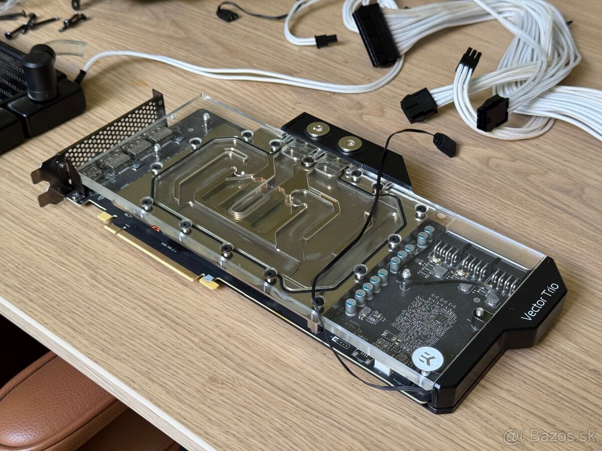 EVGA GeForce RTX 3080 FTW3 ULTRA GAMING 10G