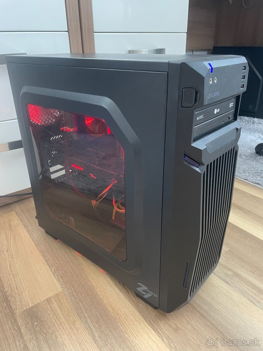 Predám zostavu herného PC + monitor, klávesnica, myš.