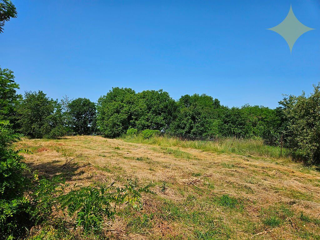 Na predaj stavebný pozemok na RD v obci Tehla, 1025 m²