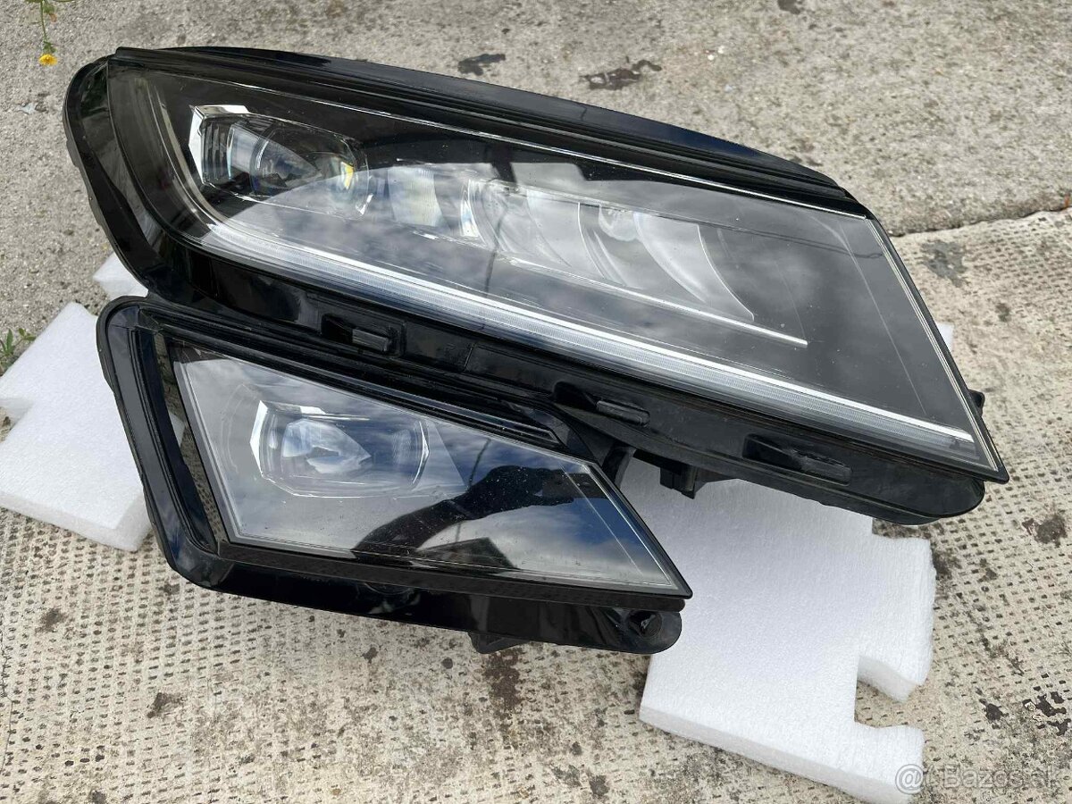 Škoda Kodiaq pravý predny svetlomet