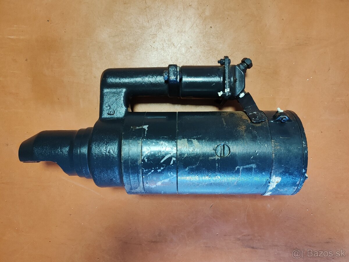 Štartér Fortschritt E512, IFA