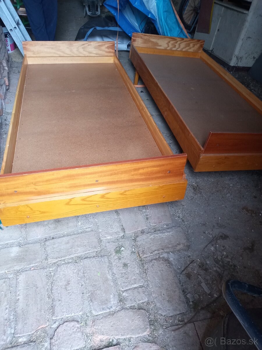 Postele 200x80