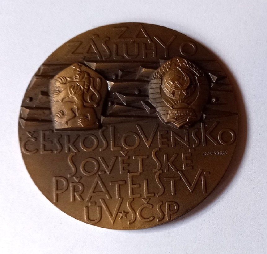 Medaila Za zásluhy o Československo sovětské přátelství