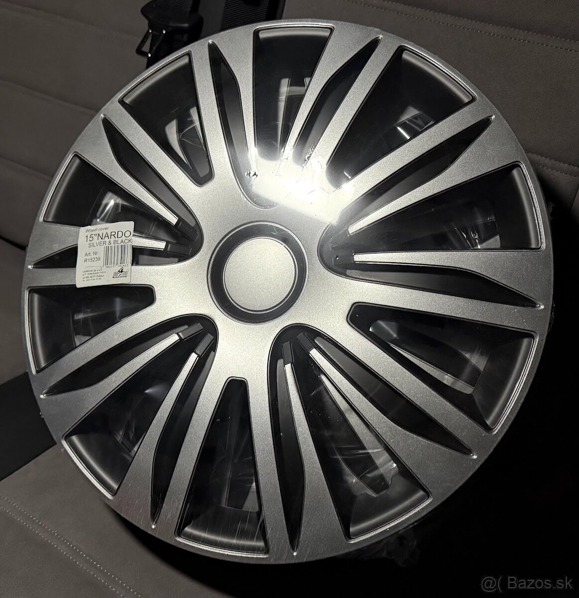 Kryty kolies, puklice 15", nové