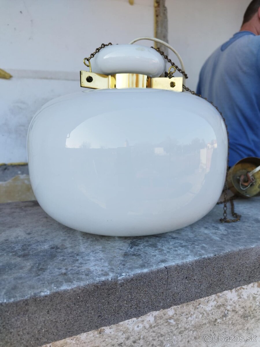 Retro lustre rôzne prevedenia