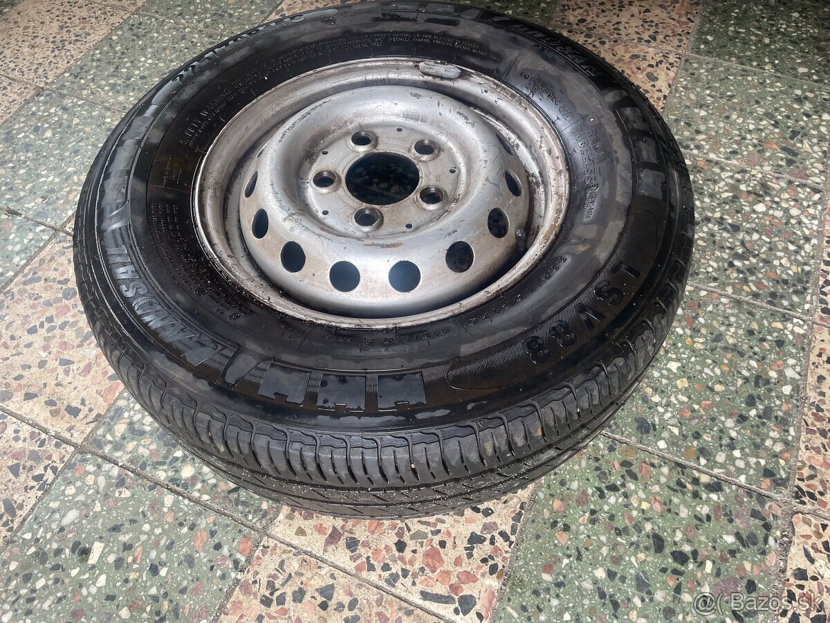 Predám koleso 225/70r15 C 5x130 r15 Ww Mercedes