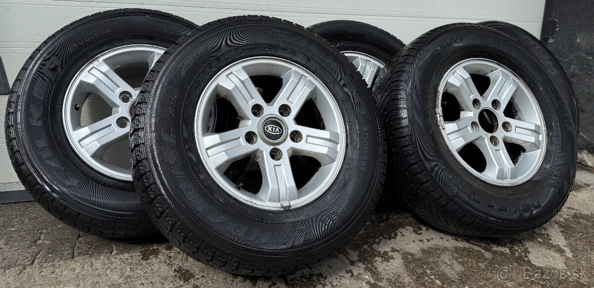 Kia Sorento 245/70 R16 elektróny 5ks, original KIA