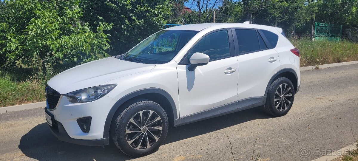 Mazda CX-5 2,2 DIESEL Automat, 4×4 110KW , biela metaliza
