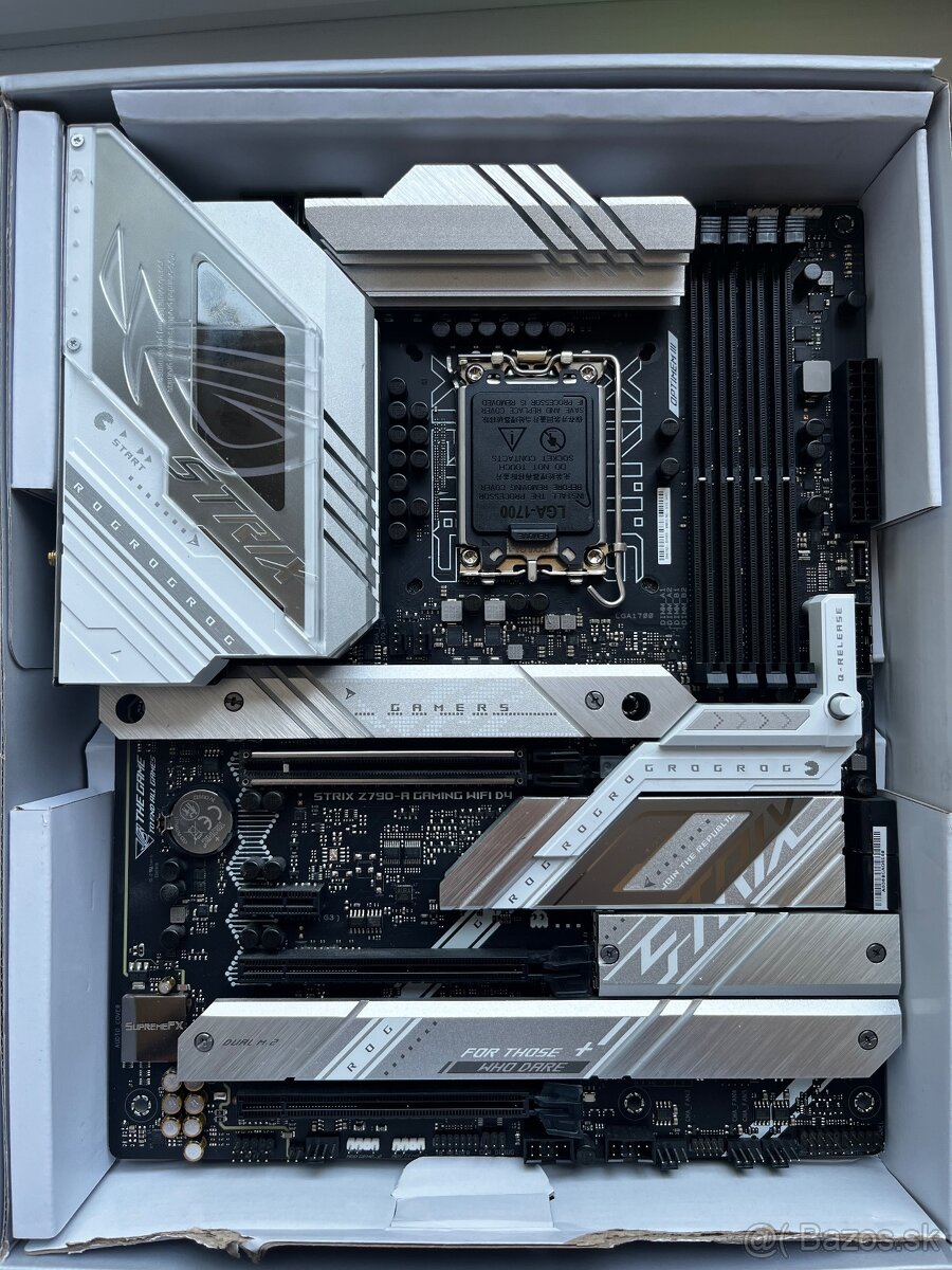 Asus ROG Strix Z790-A Gaming WiFi D4
