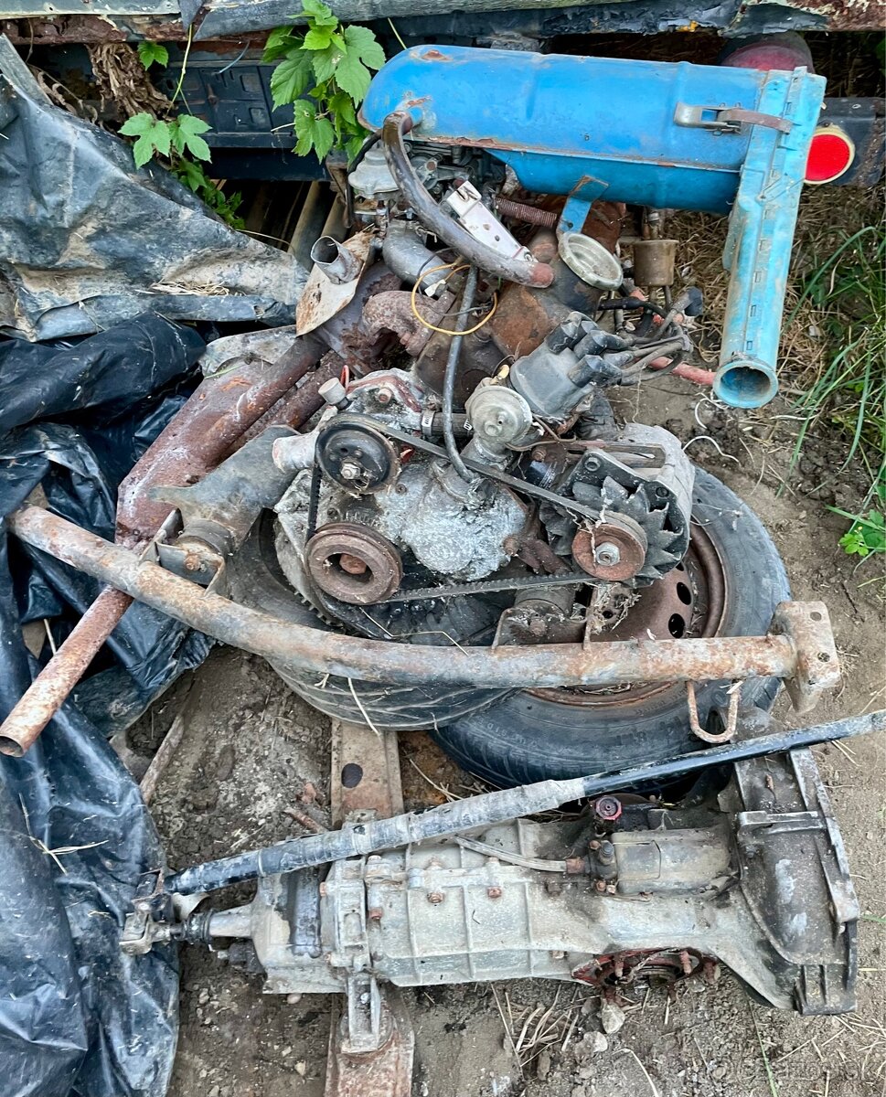 Motor a prevodovka na Škodu 120