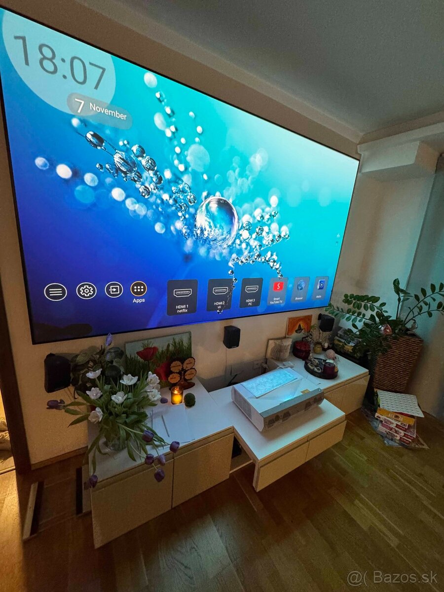 UST ALR Projekčné plátno Grandview 120"