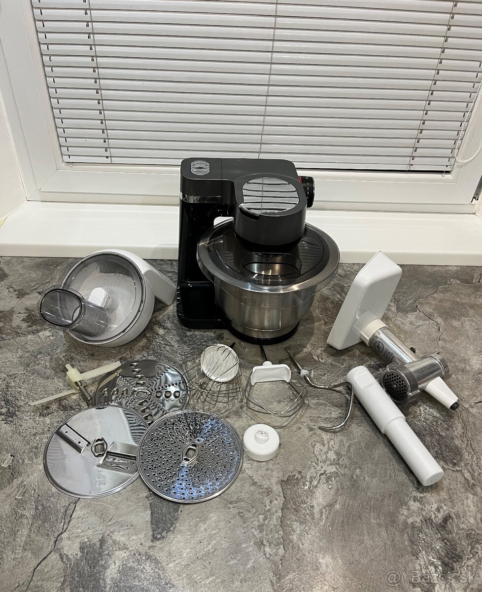 Bosch MUM Serie 2 MUMS2VM00 900W kuchynský robot