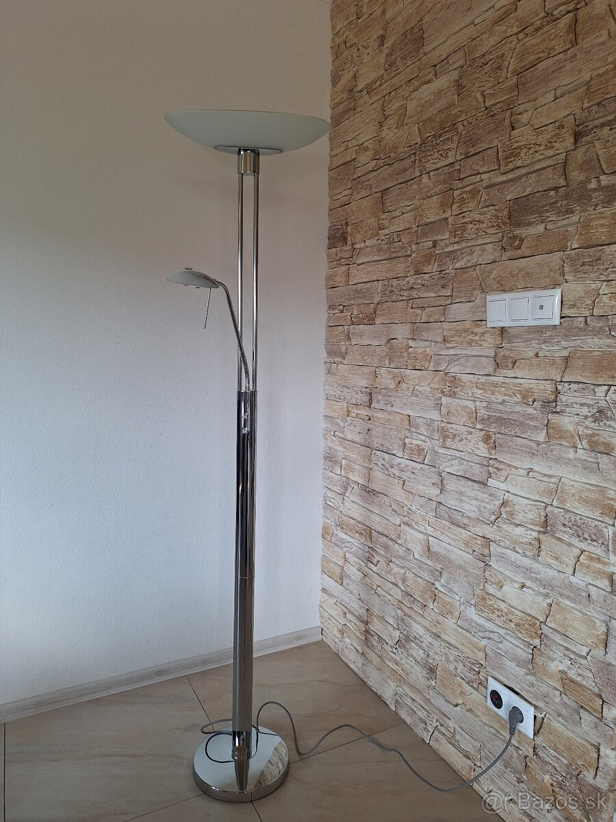 Eglo stajacia stmievatelná lampa