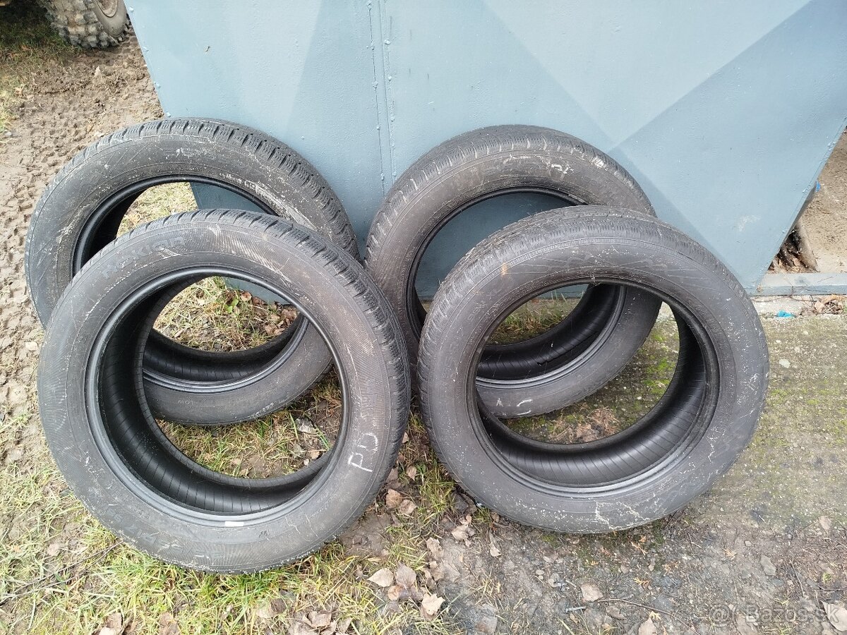 Nokian 215/55 r17 zimné pneumatiky