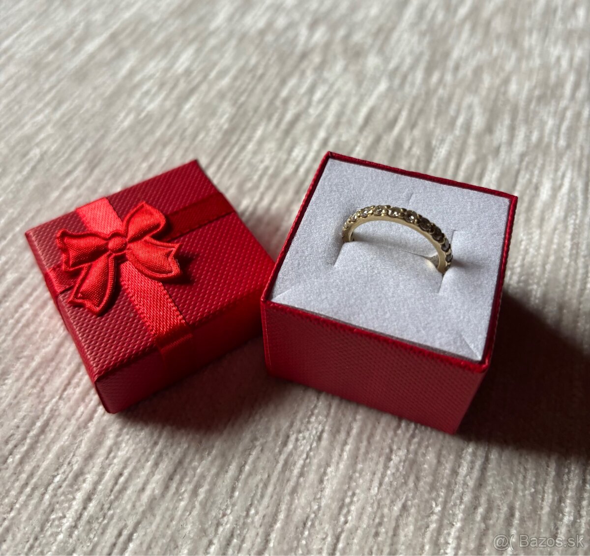 Dámsky briliantový prsteň