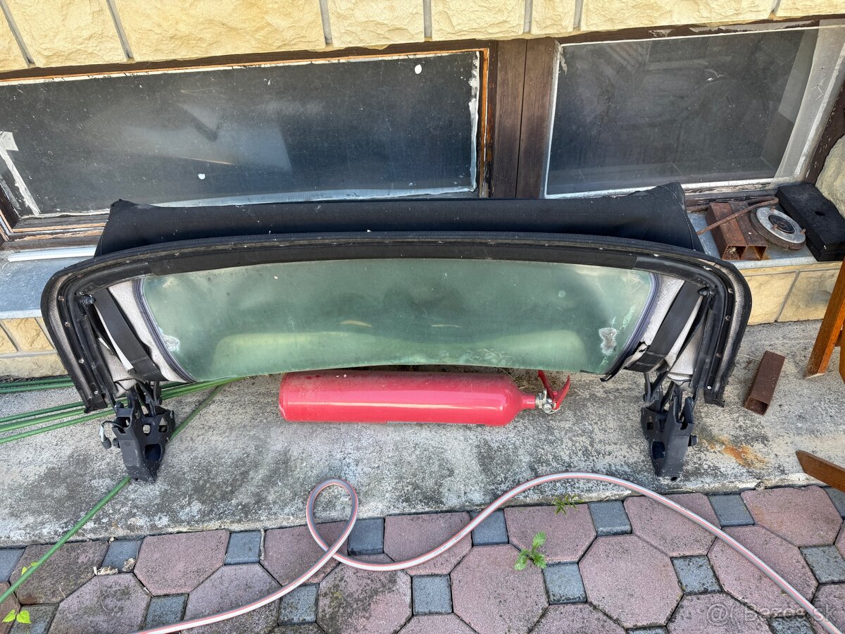 Strecha bmw e30 Cabrio