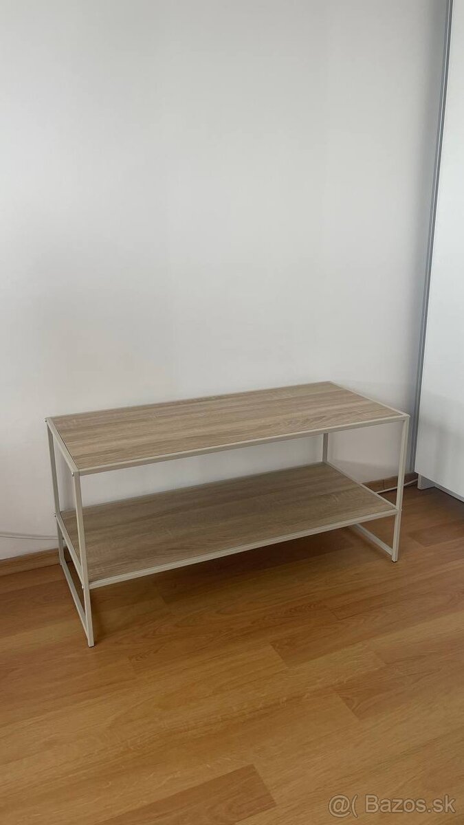 Minimalistický stolík