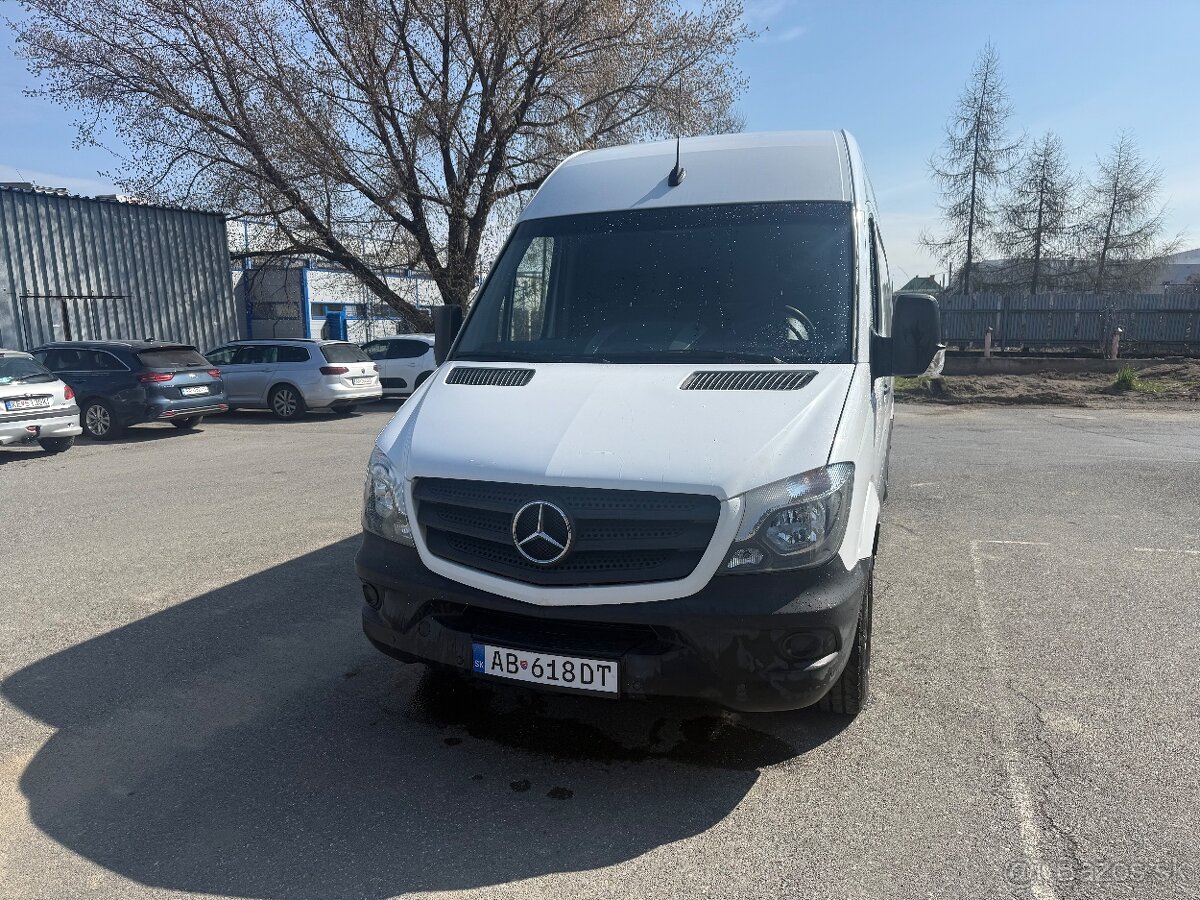 Mercedes Sprinter