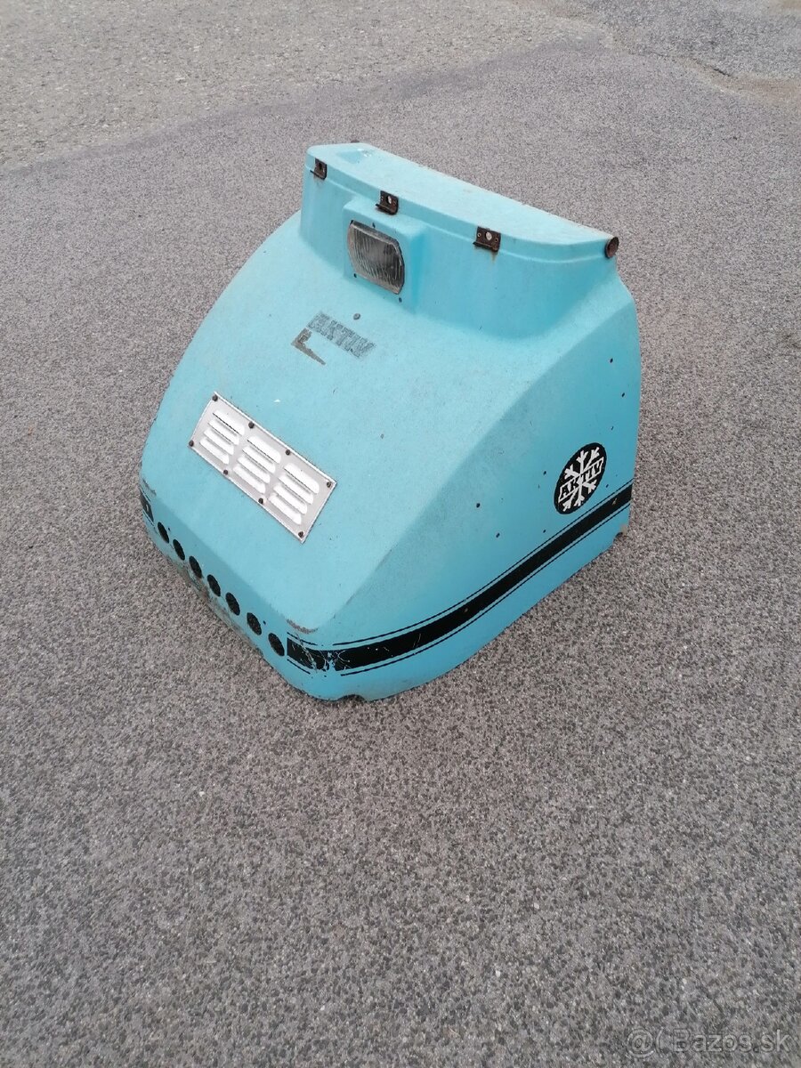 Snezny skuter