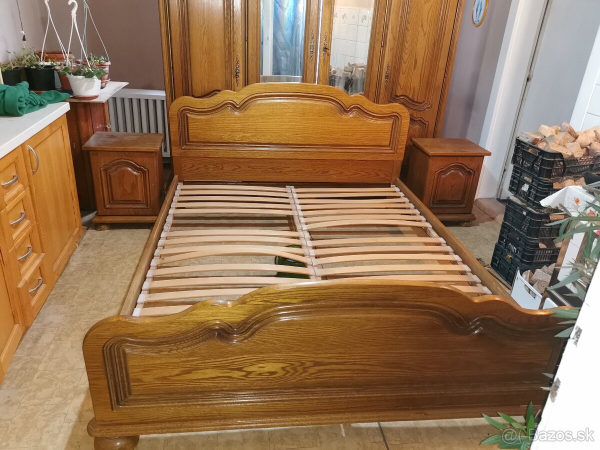 Rustikálnu spálňu