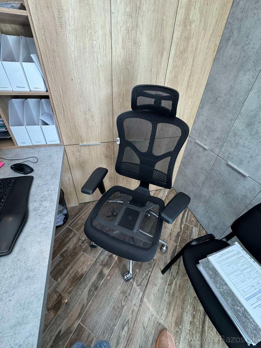 Predám zdravotná stoličku SPINERGO BUSINESS