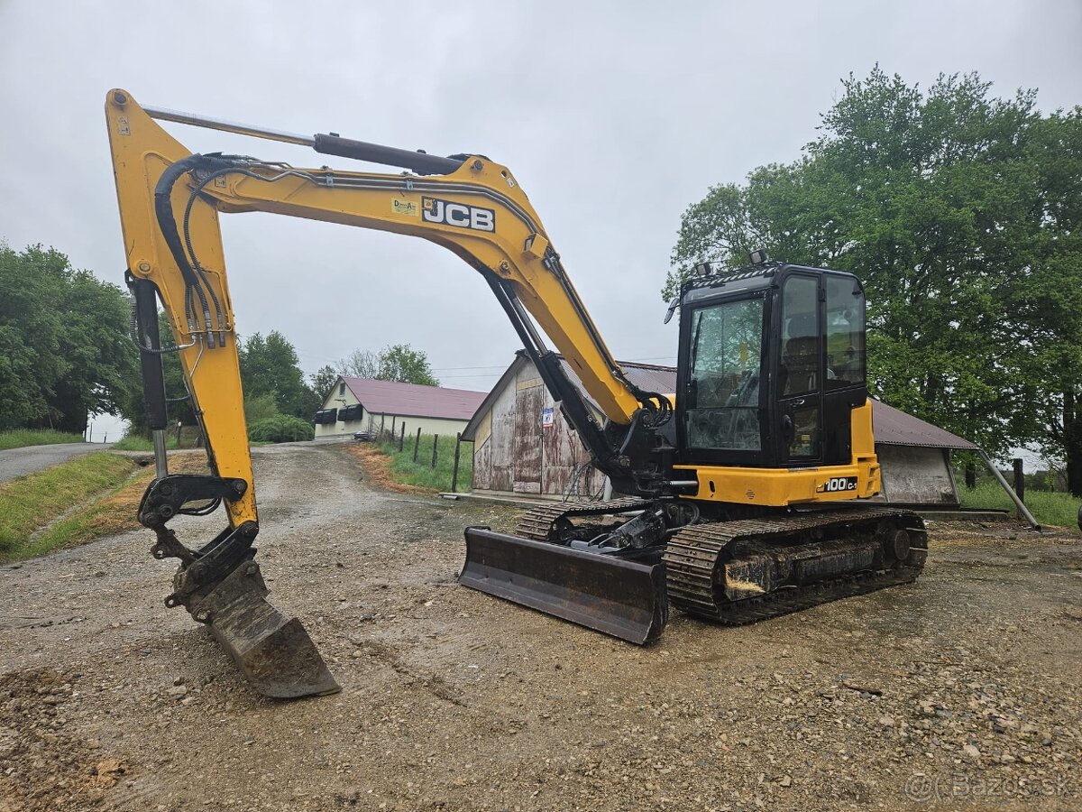 Pásový bagr JCB 100 C1