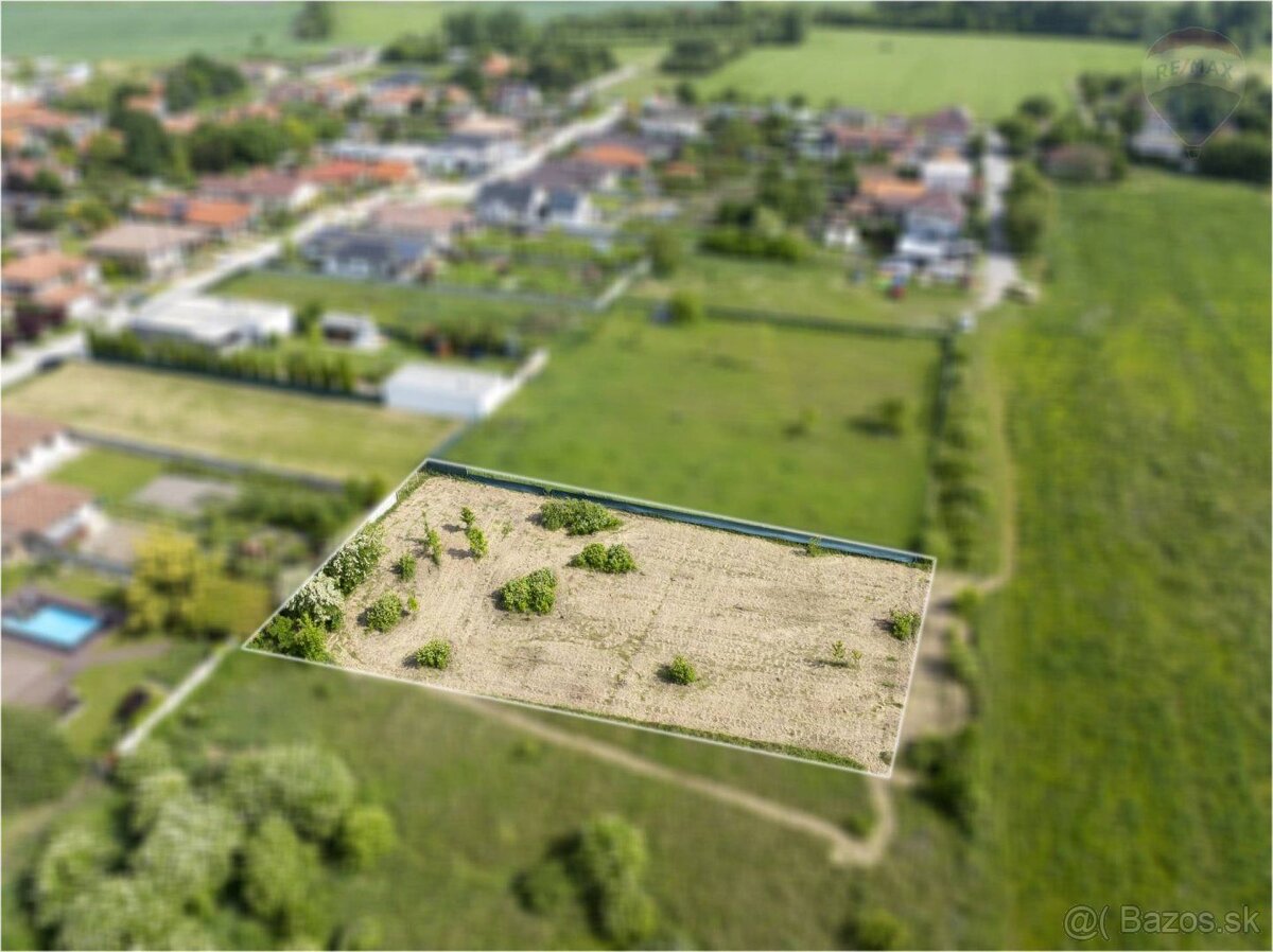 PREDAJ: STAVEBNÝ POZEMOK, BLAŽOV