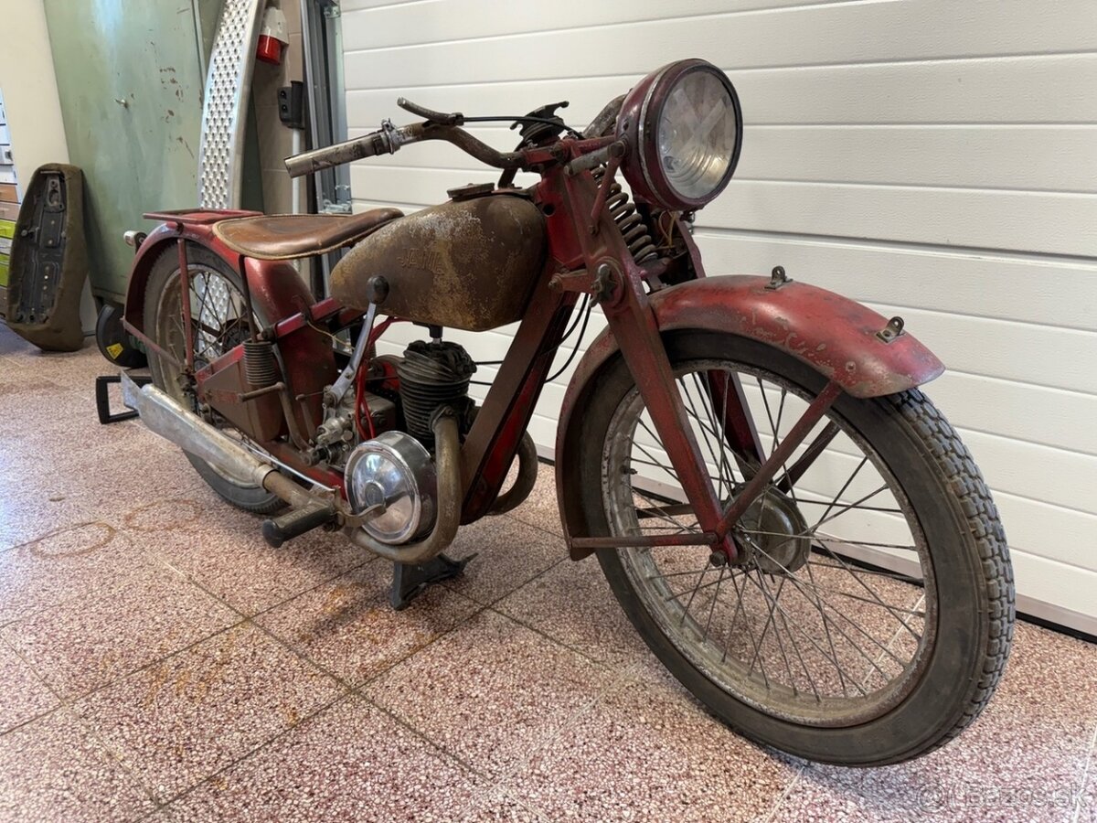 Veterán Jawa 175 speciál předválečná