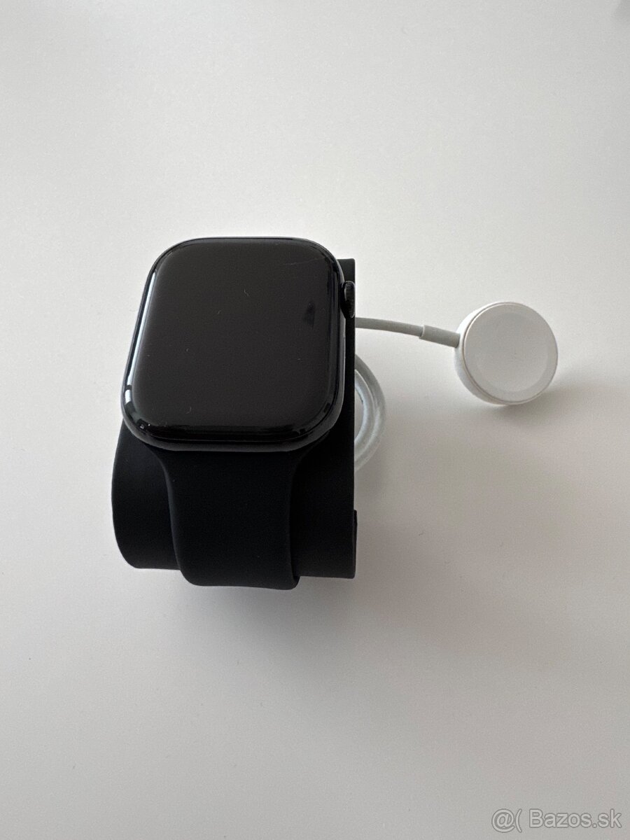 Predám Apple Watch Series 10 46mm Jet Black