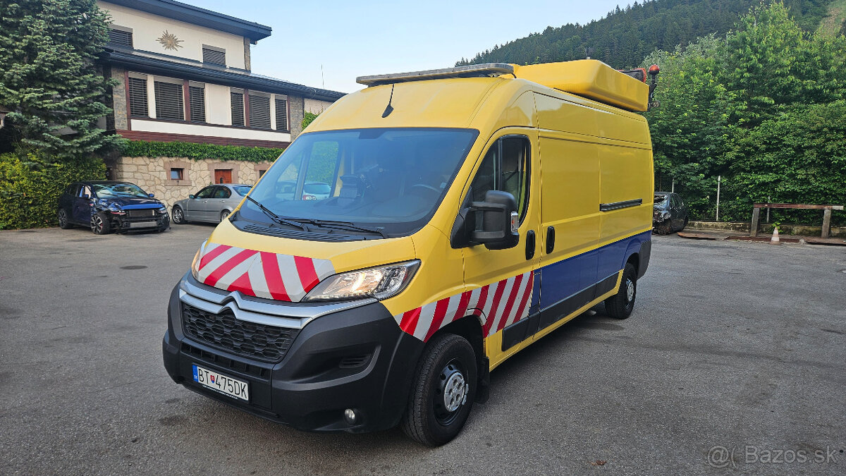 Citroen Jumper + svetelná rampa special