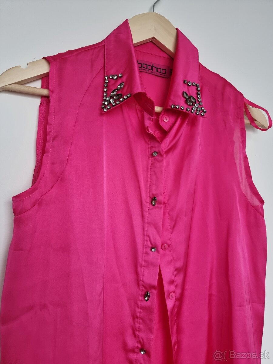 ružová blúzka bez rukávov