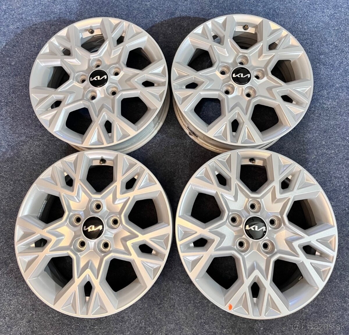 5x114,3 R16 Originál disky KIA Ceed - stav nových