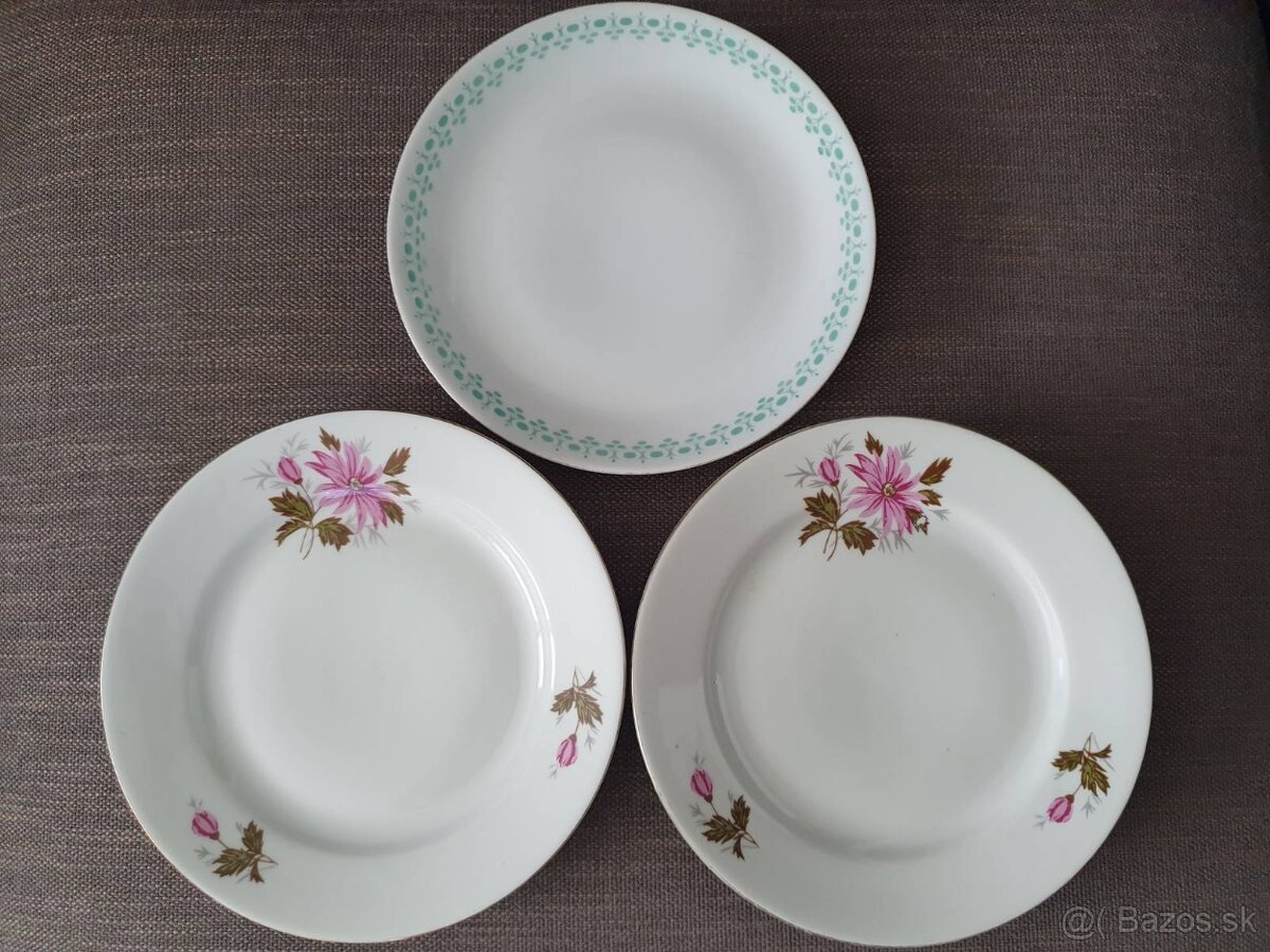 RETRO DEZERTNÉ TANIERE