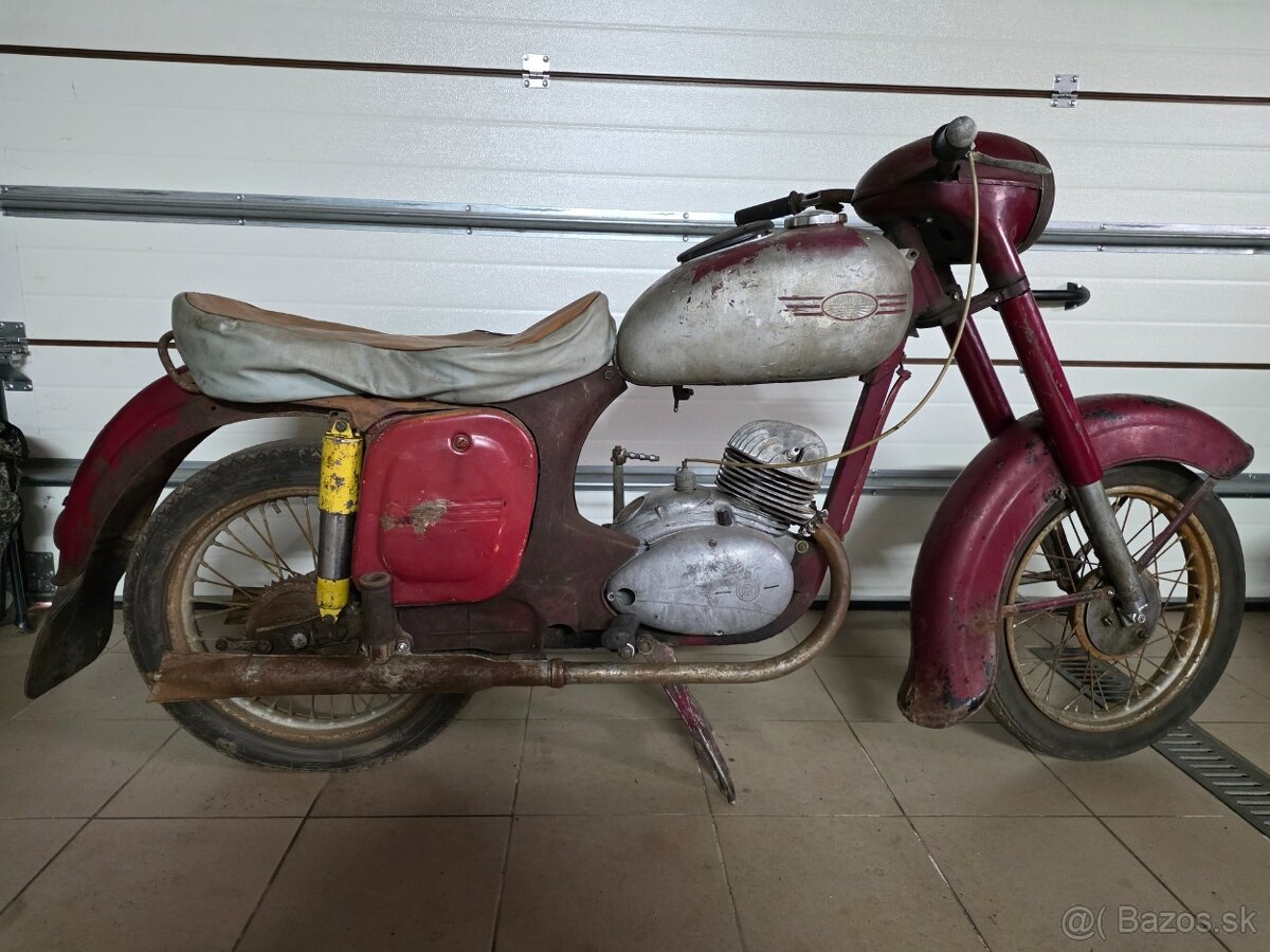 Predám Jawa ČZ 150 typ 352 polbubon
