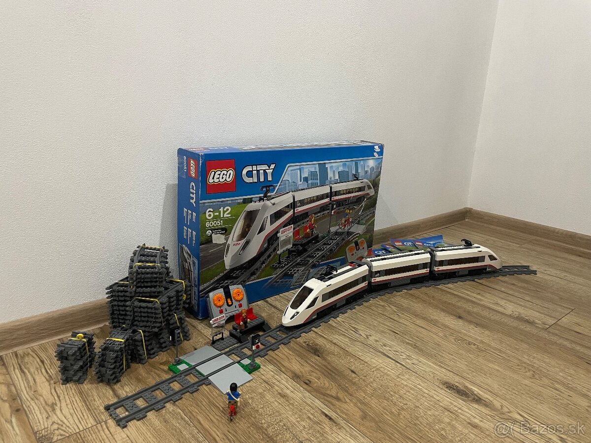 Predám LEGO City vlak 60051 – vysokorýchlostný osobný vlak